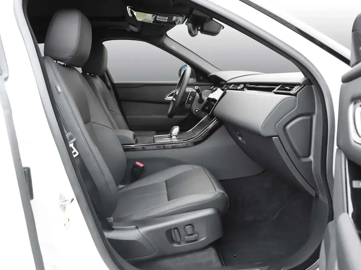 Gebraucht Land Rover Range Rover Velar SE Dynamic 300 PS (220 kW) 2026 Ostuni pearl white SUV