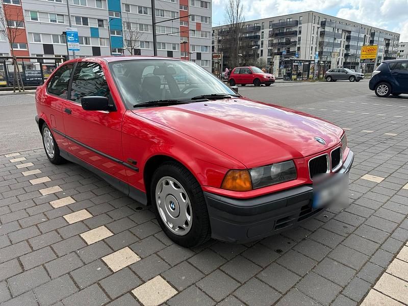 Gebraucht BMW 316 Compact 105 PS (77 kW) 1995 Rot Kleinwagen
