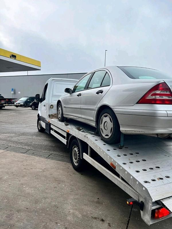 Second-hand Mercedes Sprinter 184 CP (135 kW) 2008 Alb