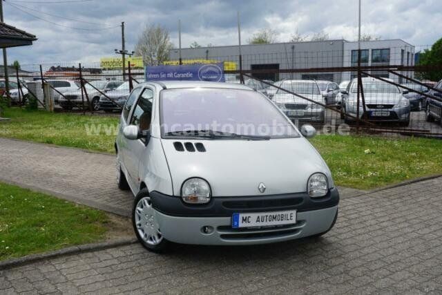 Gebraucht Renault Twingo Expression 58 PS (42 kW) 2002 Grau metallic Kleinwagen