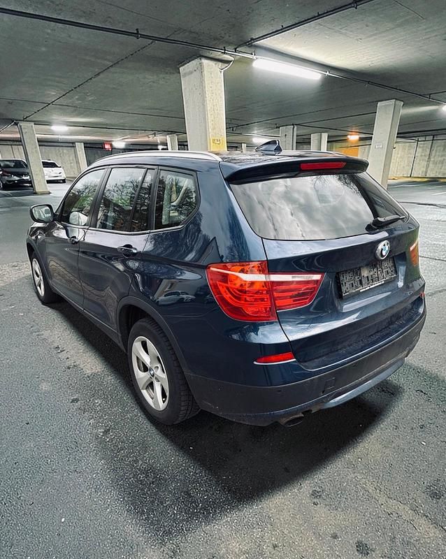 Gebraucht BMW X3 184 PS (135 kW) 2011 Blau SUV