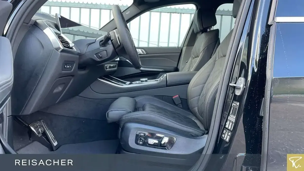 Neu BMW X5 Efficient Dynamics 352 PS (258 kW) 2026 Saphirschwarz metallic SUV
