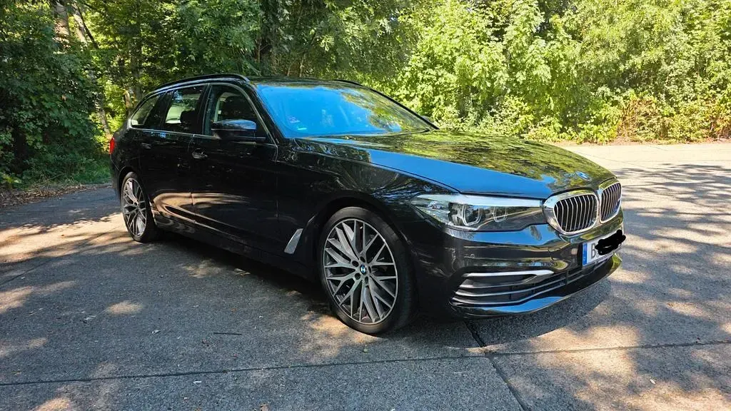 Gebraucht BMW 540 340 PS (250 kW) 2017 Schwarz Kombi