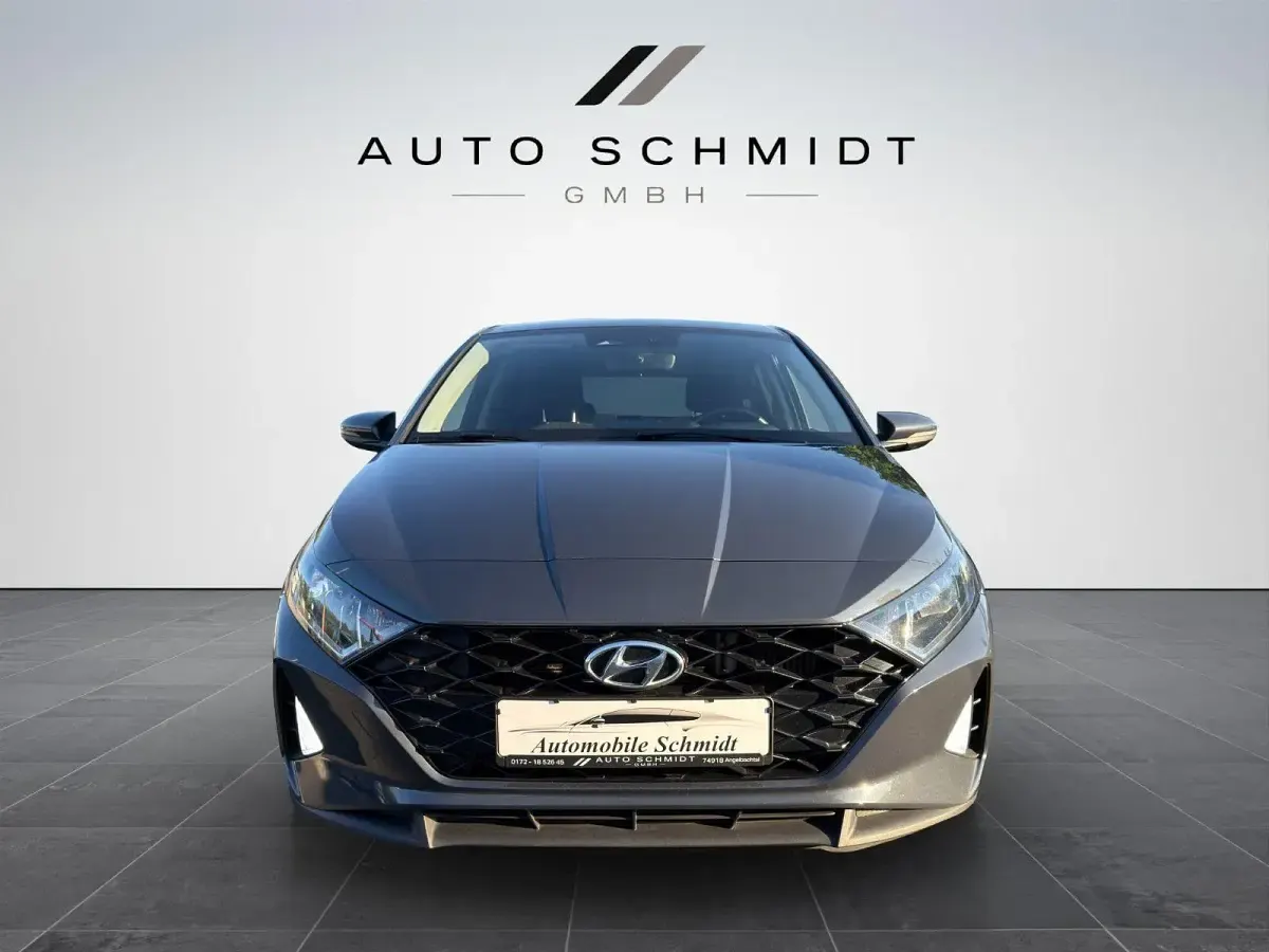 Gebraucht Hyundai i20 Edition 30+ 101 PS (74 kW) 2022 Grau Kleinwagen