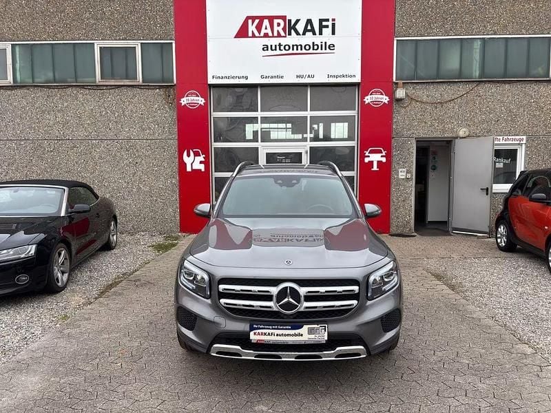 Gebraucht Mercedes GLB200 163 PS (119 kW) 2020 Grau SUV