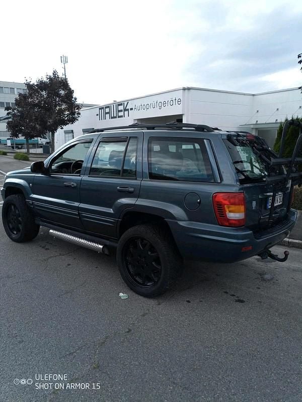 Grau Gebraucht 2002 Jeep Grand Cherokee SUV | 7.000 € (Superpreis) - Bild 1/4