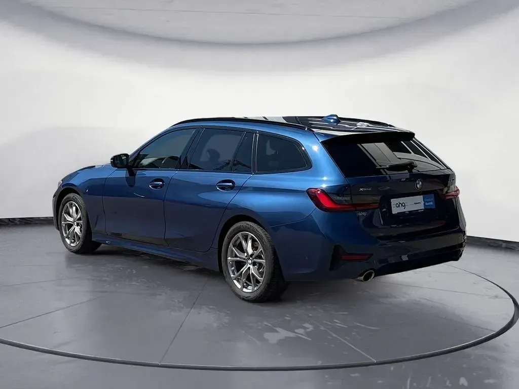 Gebraucht BMW 320 Sport Line 190 PS (139 kW) 2022 Blau Kombi