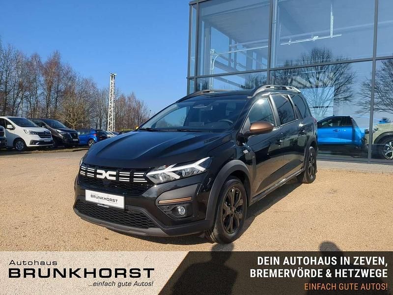 Neu Dacia Jogger Extreme 101 PS (74 kW) 2025 Perlmuttschwarz Van / Kleinbus