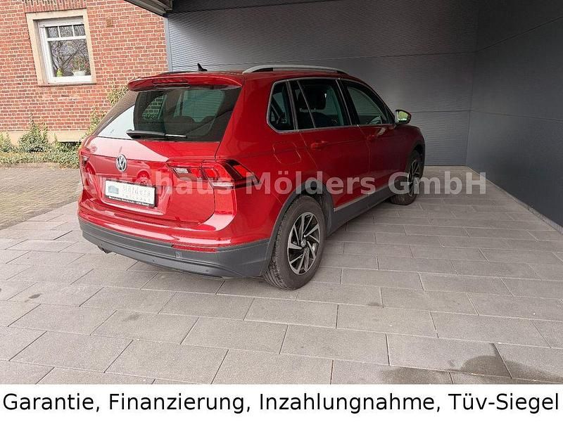 Gebraucht VW Tiguan Join 150 PS (110 kW) 2018 Rot SUV