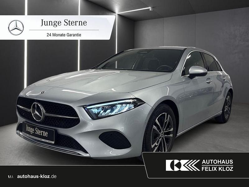 Lack hightechsilber Gebraucht 2024 Mercedes A180 Progressive Limousine | 28.900 € (Guter Preis) - Bild 1/4