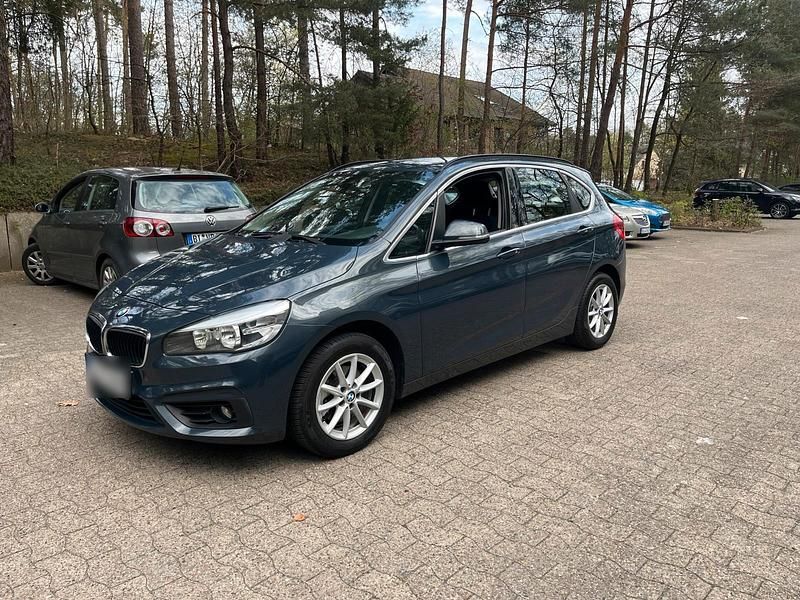 Gebraucht BMW 218 Active Tourer 150 PS (110 kW) 2015 Grau Van / Kleinbus