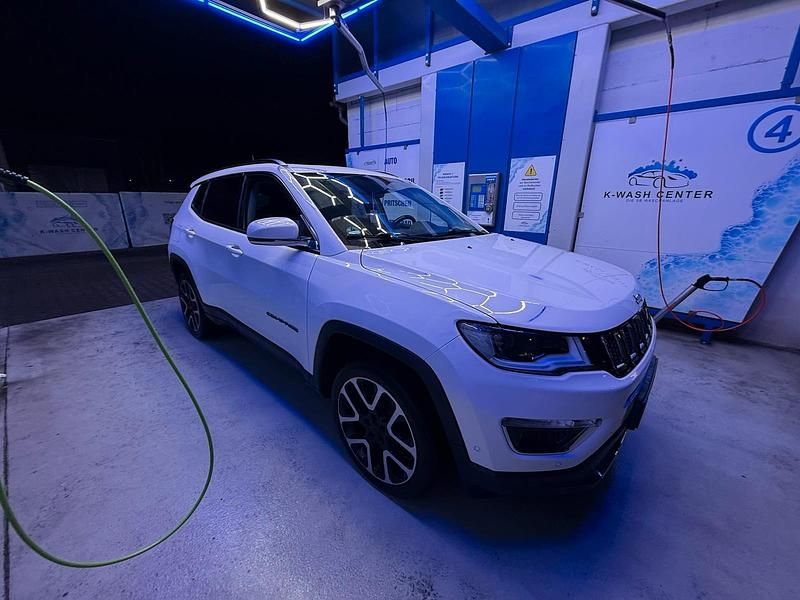 Gebraucht Jeep Compass Limited 170 PS (125 kW) 2019 Weiß SUV