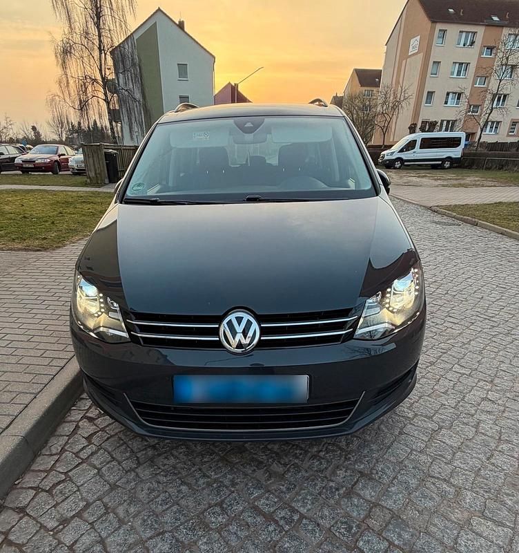 Gebraucht VW Sharan 184 PS (135 kW) 2017 Grau Van / Kleinbus