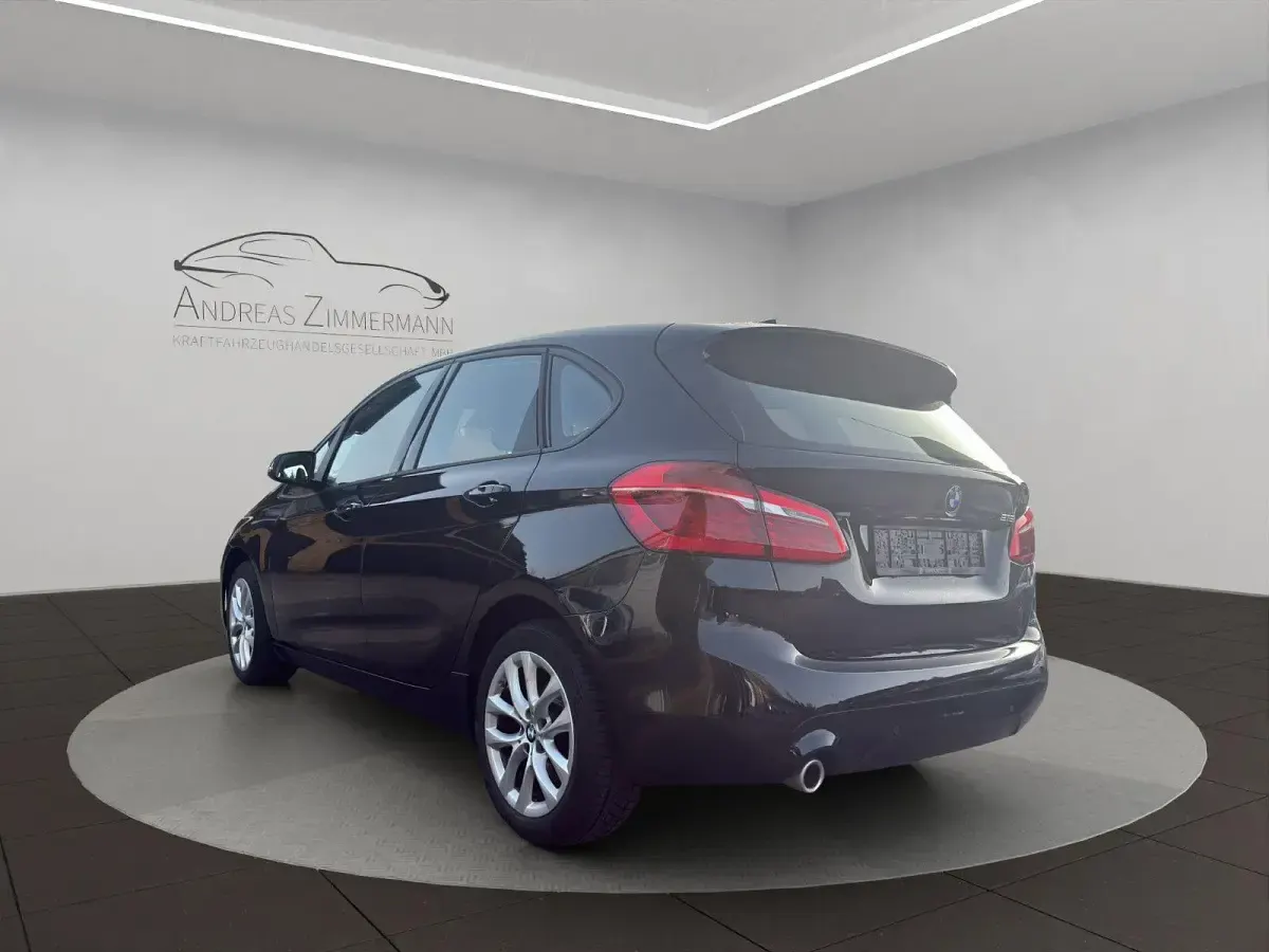 Gebraucht BMW 216 Active Tourer Performance 109 PS (80 kW) 2019 Schwarz Van / Kleinbus