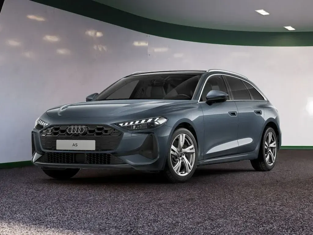 Gebraucht Audi A5 Ambiente 204 PS (150 kW) 2025 Blau Kombi