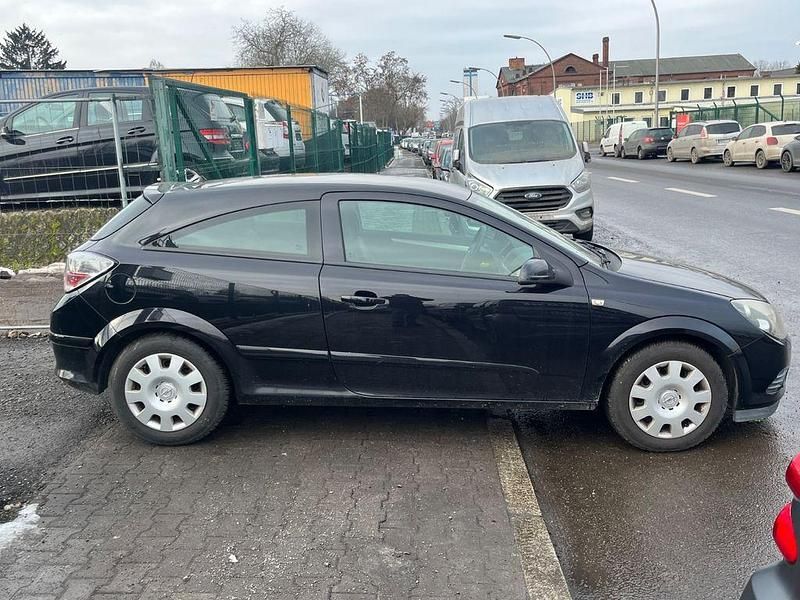Gebraucht Opel Astra GTC 116 PS (85 kW) 2008 Schwarz Coupé