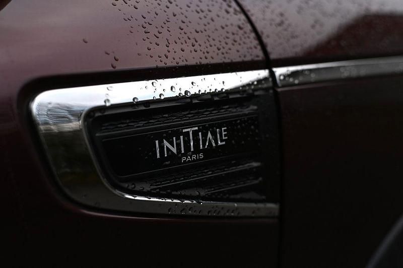 Rot Gebraucht 2017 Renault Koleos Initiale Paris SUV | 16.900 € (Guter Preis) - Bild 1/4