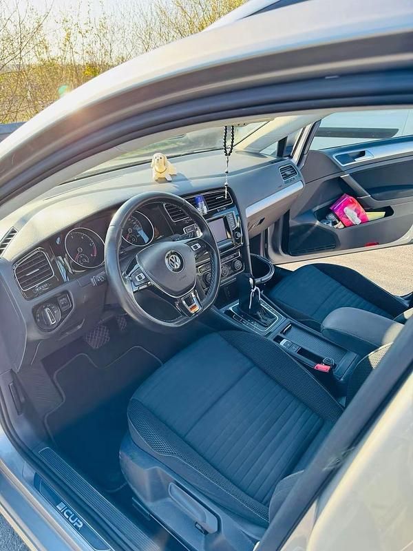 Gebraucht VW Golf VII 110 PS (80 kW) 2015 Grau Kombi