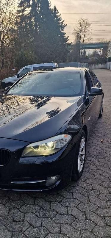 Gebraucht BMW 520 184 PS (135 kW) 2010 Limousine