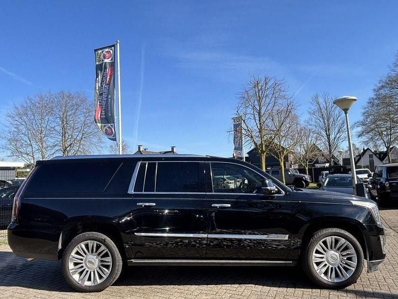 Gebraucht Cadillac Escalade 426 PS (313 kW) 2016 Schwarz SUV