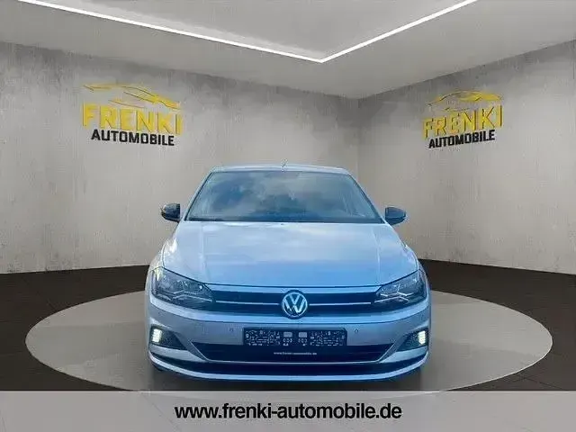 Gebraucht VW Polo IQ Drive 95 PS (69 kW) 2019 Silber Limousine