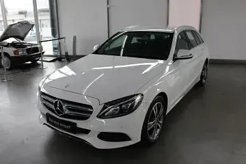 Gebraucht Mercedes C180 Avantgarde 156 PS (114 kW) 2017 Limousine