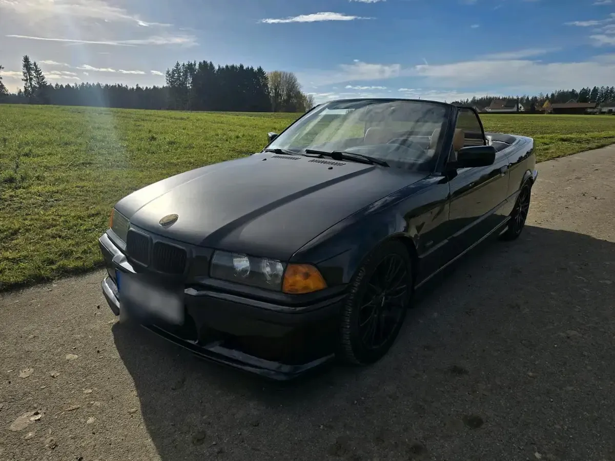 Gebraucht BMW 320 Cabriolet 150 PS (110 kW) 1997 Schwarz Cabrio
