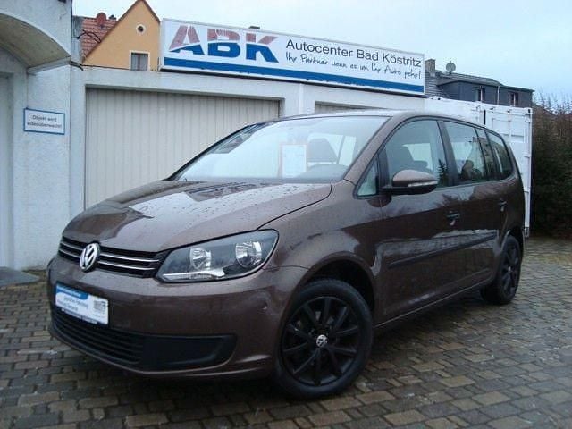 Braun Gebraucht 2013 VW Touran Trendline Van / Kleinbus | 6.390 € (Fairer Preis) - Bild 1/4