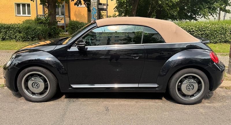 Gebraucht VW Beetle Edition 105 PS (77 kW) 2013 Schwarz Kleinwagen