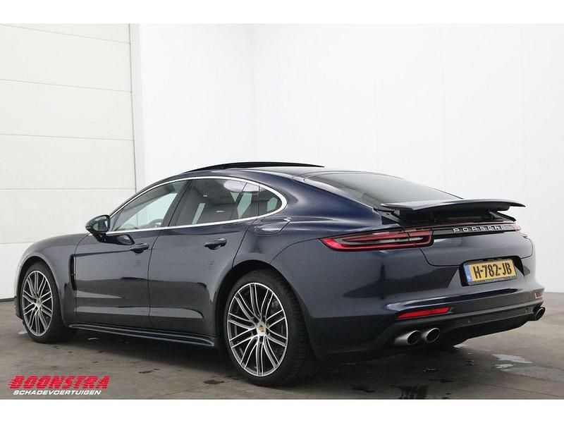 Gebraucht Porsche Panamera 462 PS (339 kW) 2020 Blau Limousine