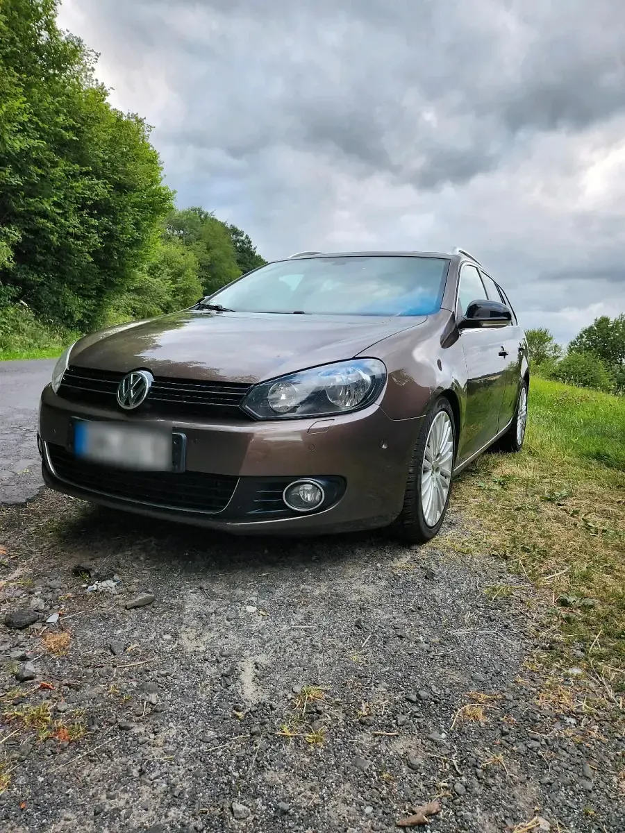 Gebraucht VW Golf VI 86 PS (63 kW) 2011 Braun Kleinwagen