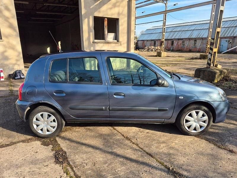 Gebraucht Renault Clio II Campus 58 PS (42 kW) 2008 Grau Kleinwagen