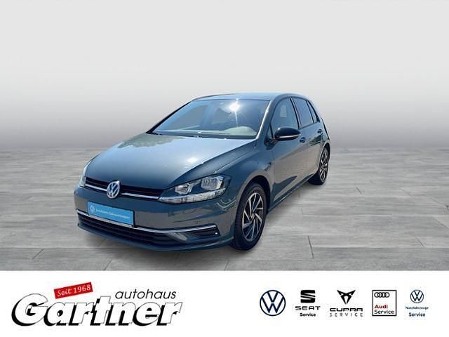Blau (petroleum blue metallic) Gebraucht 2019 VW Golf VII IQ Drive Limousine | 14.895 € (Fairer Preis) - Bild 1/4