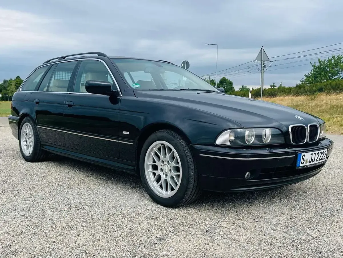 Gebraucht BMW 525 Exclusive 192 PS (141 kW) 2002 Schwarz Kombi
