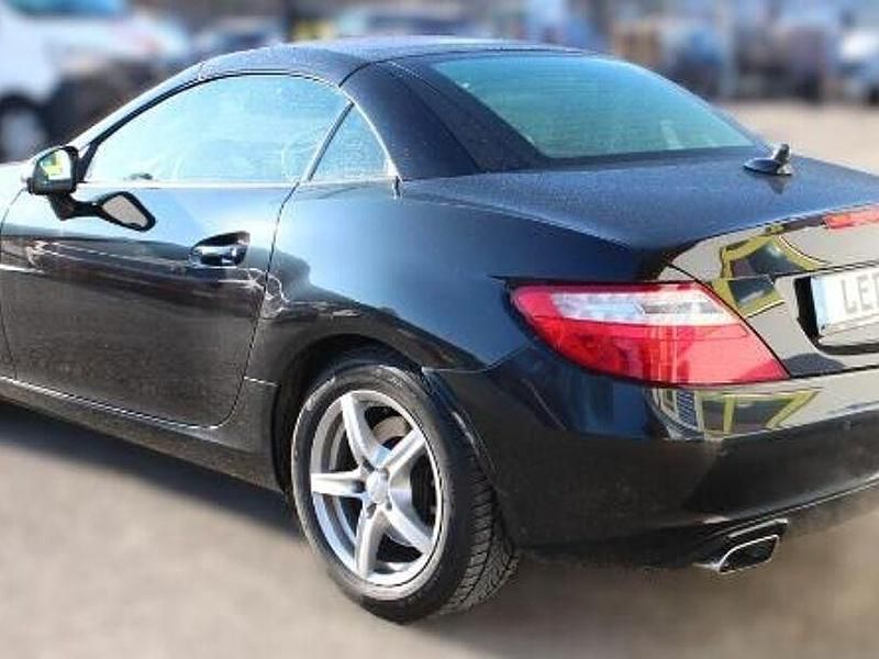 Gebraucht Mercedes SLK200 184 PS (135 kW) 2013 Schwarz Cabrio