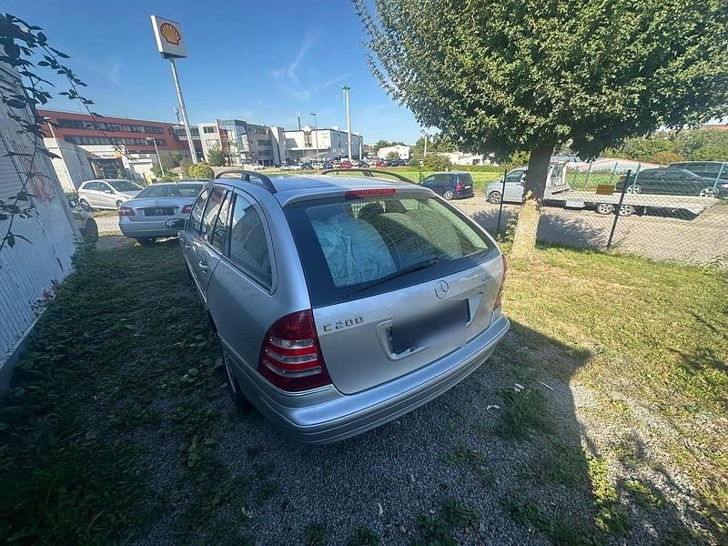 Silber Gebraucht 2004 Mercedes C200 Kombi | 3.300 € (Fairer Preis) - Bild 1/4