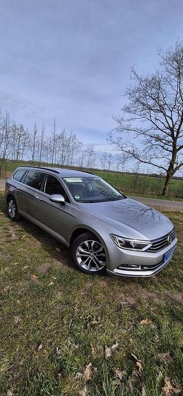 Gebraucht VW Passat Comfortline 150 PS (110 kW) 2015 Silber Kombi