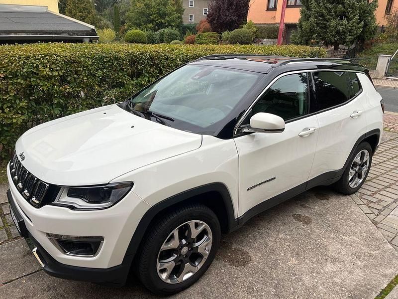 Weiß Gebraucht 2018 Jeep Compass Limited SUV | 16.950 € (Fairer Preis) - Bild 1/4