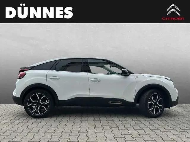 Gebraucht Citroën e-C4 100 kW (136 PS) 2022 Weiß (polarweiss) Limousine