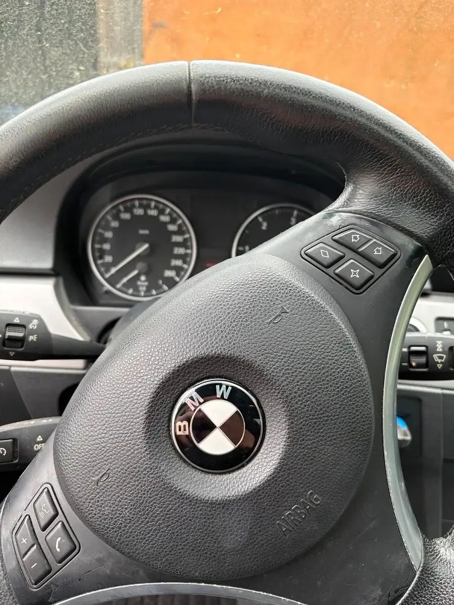 Używany BMW 320 176 KM (129 kW) 2008 Szary Sedan/Limuzyna