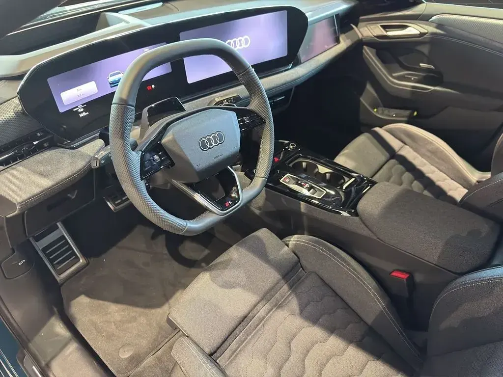 Ny Audi e-tron Business 314 kW (428 HK) 2026 Blå SUV