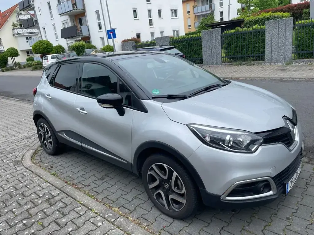 Używany Renault Captur Crossborder 118 KM (86 kW) 2017 Srebrny SUV