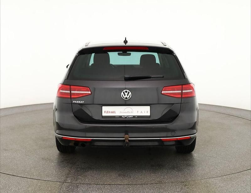 Gebraucht VW Passat Highline 180 PS (132 kW) 2018 Andere Kombi