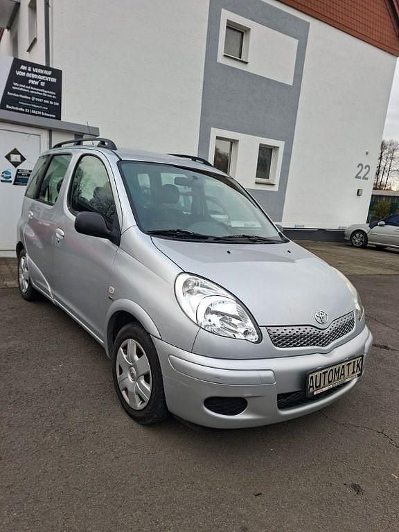Gebraucht Toyota Yaris Verso Sol 84 PS (61 kW) 2003 Silber Van / Kleinbus