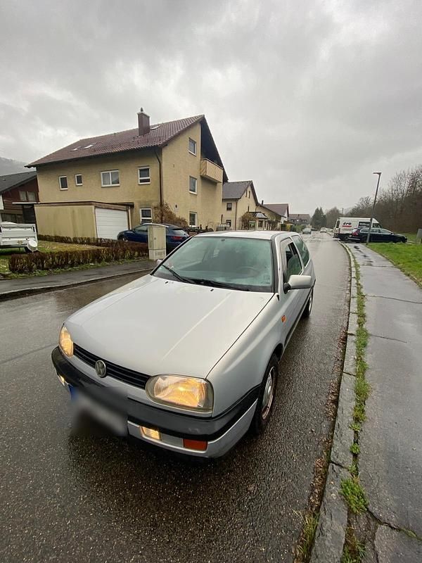 Gebraucht VW Golf 75 PS (55 kW) 1993 Silber Coupé