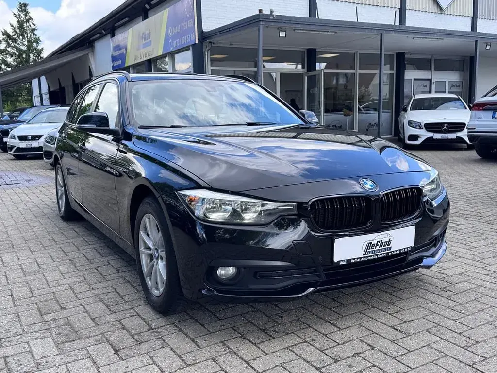 Gebraucht BMW 318 Advantage 150 PS (110 kW) 2016 Schwarz Kombi