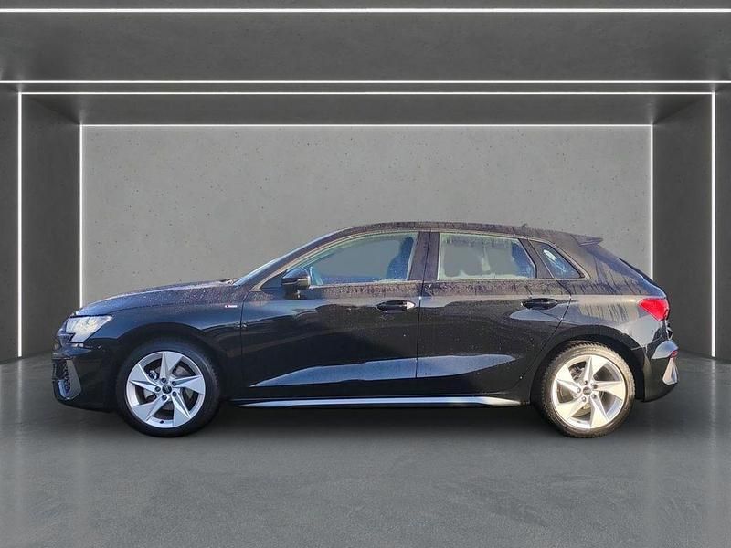 Gebraucht Audi A3 S-Line 110 PS (80 kW) 2023 Mythosschwarz metallic Limousine