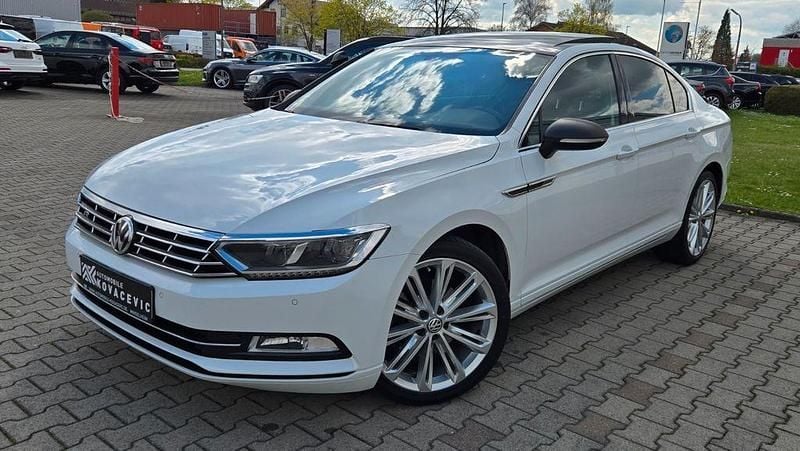 Gebraucht VW Passat R-line 150 PS (110 kW) 2017 Weiß Limousine