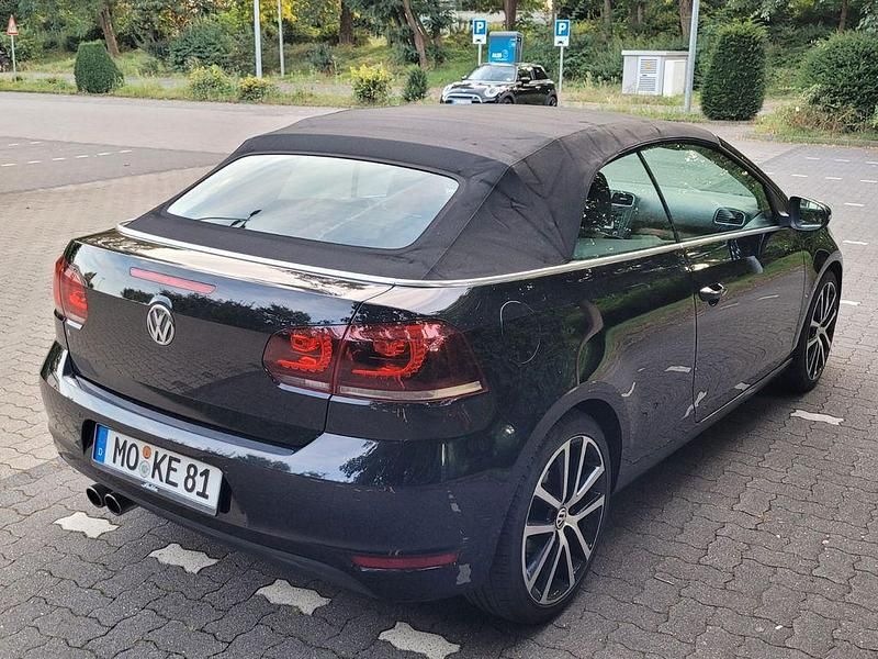 Gebraucht VW Golf Cabriolet Exclusive 140 PS (102 kW) 2012 Schwarz Cabrio