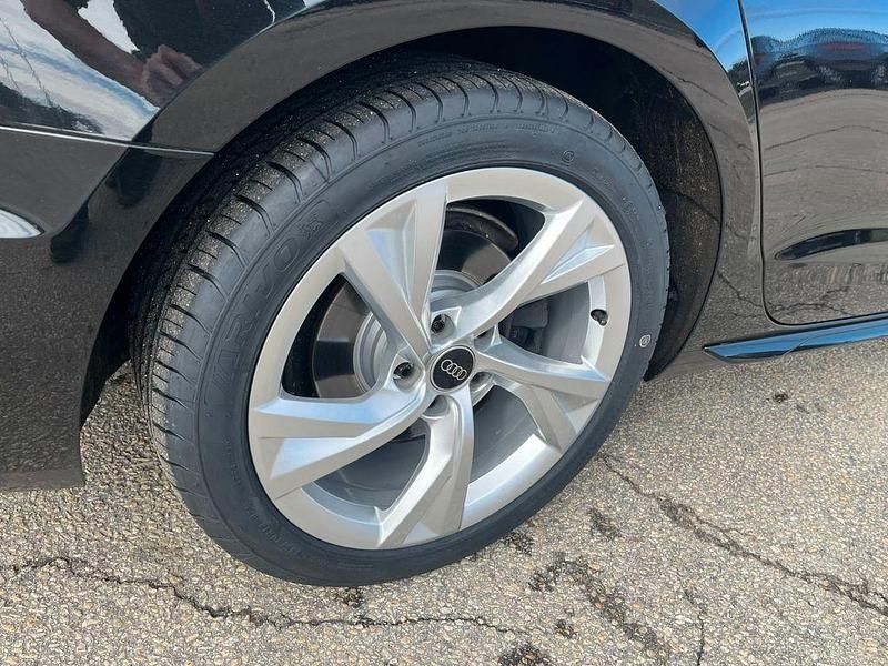 Gebraucht Audi A4 S-Line 204 PS (150 kW) 2021 Mythosschwarz metallic Kombi